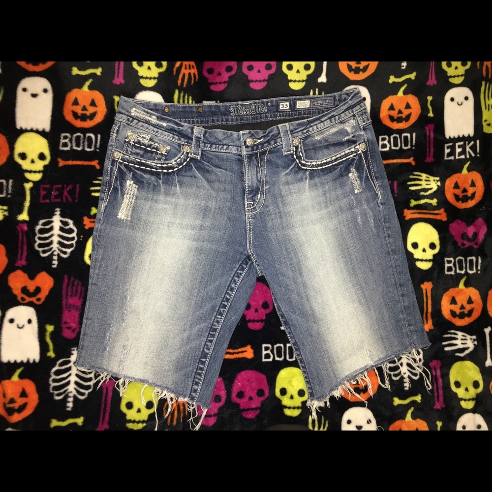 Miss me bermuda shorts size 33